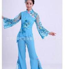 套裝服飾批發(fā)全攻略 廠家、價(jià)格與市場(chǎng)洞察